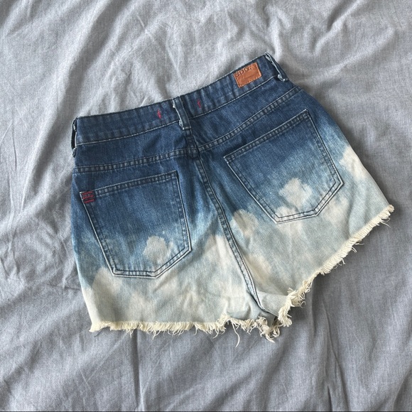 BDG gradient washed denim jeans shorts - Picture 6 of 7